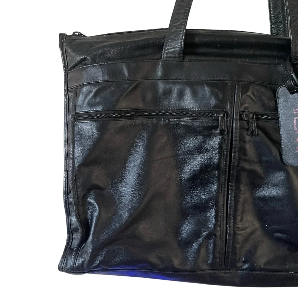 Tumi Black Leather Men's Travel Bag